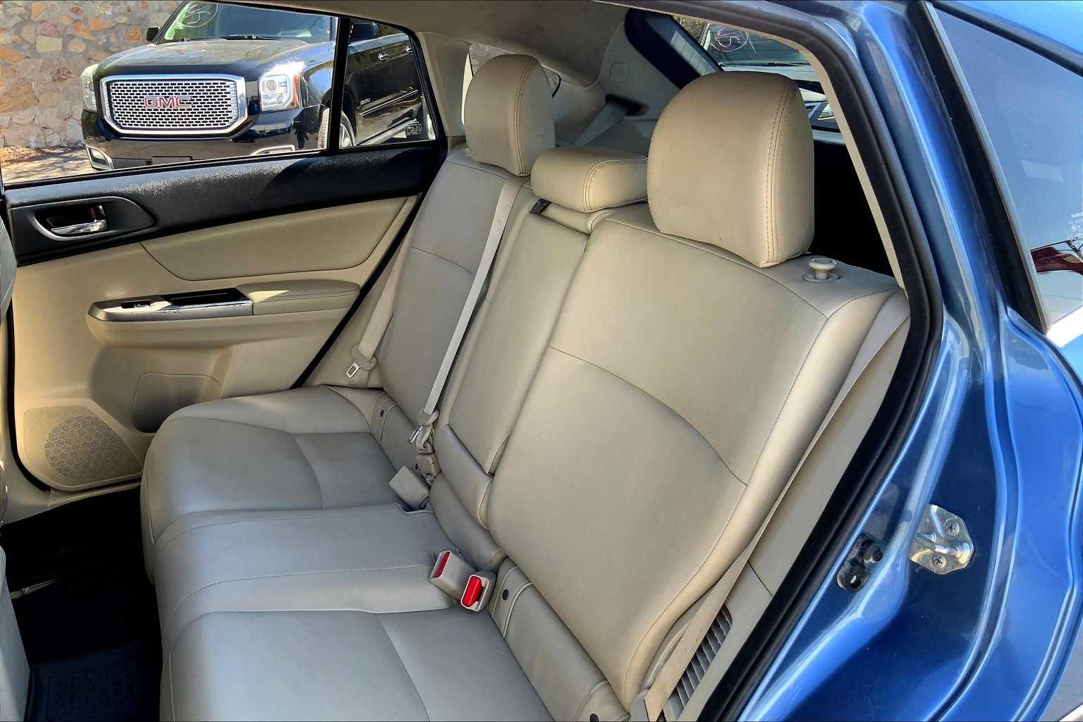 2015 Subaru Crosstrek Hybrid Touring photo 18