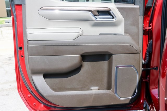 Used 2022 Red Chevrolet LT image 14