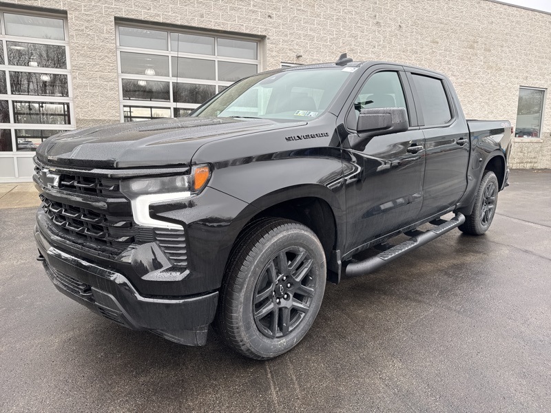 2025 Chevrolet Silverado 1500 RST photo 3