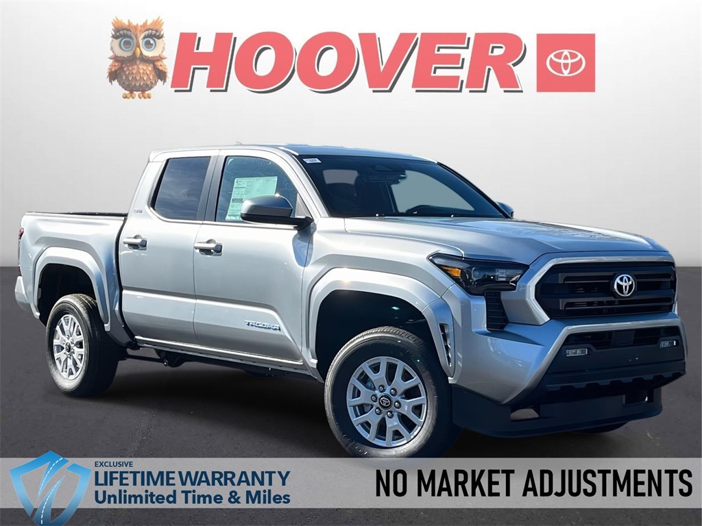 2025 Toyota Tacoma SR5's photo