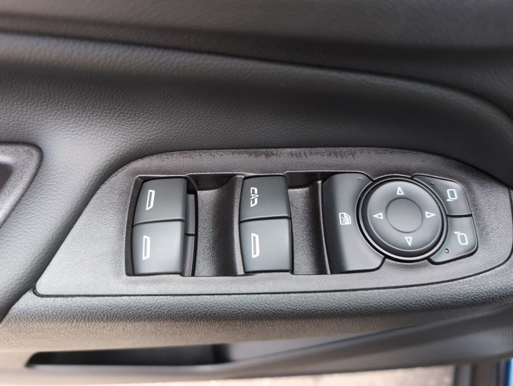2019 Chevrolet Equinox LT photo 17