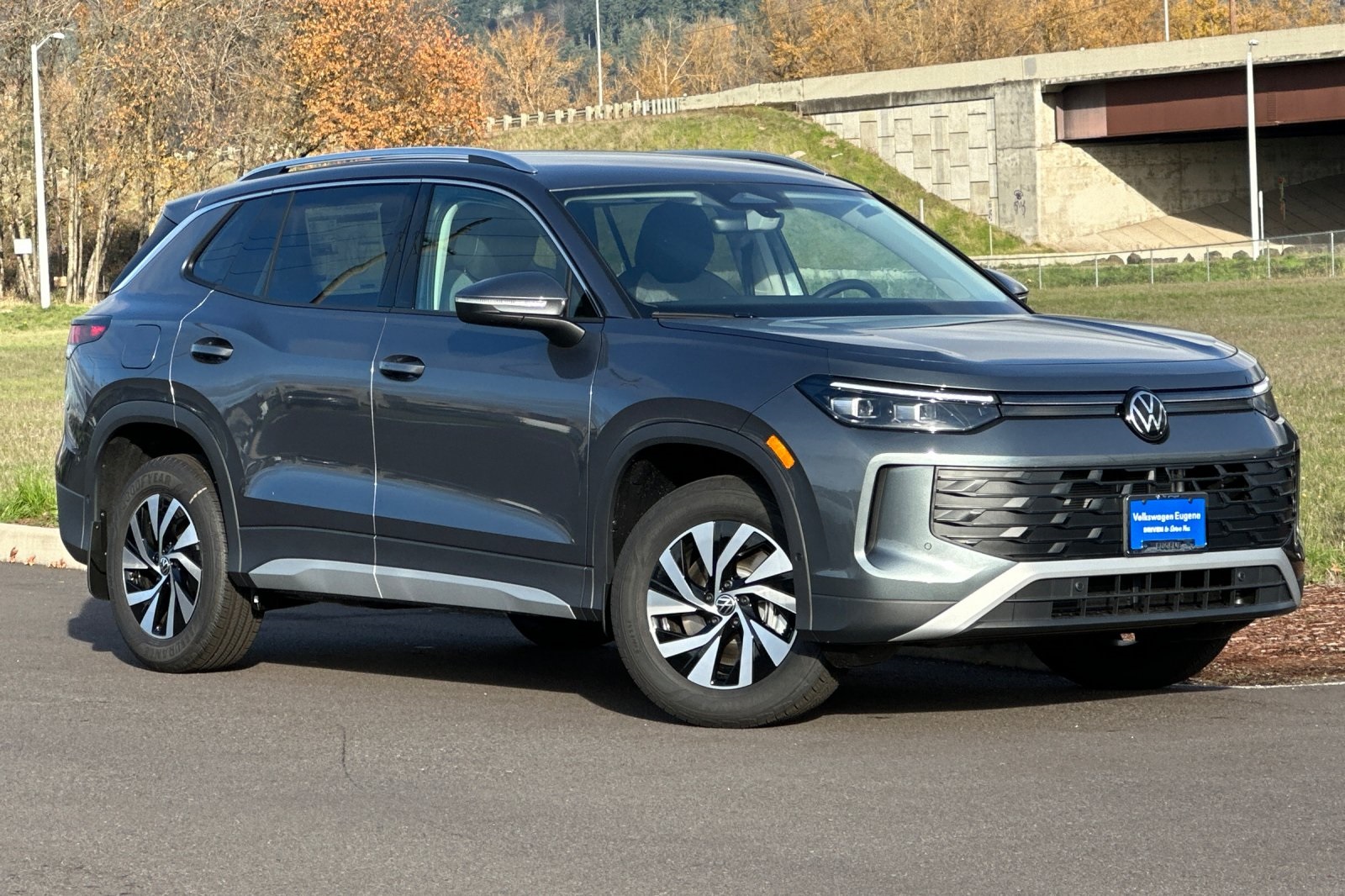 2026 Volkswagen Tiguan S's photo