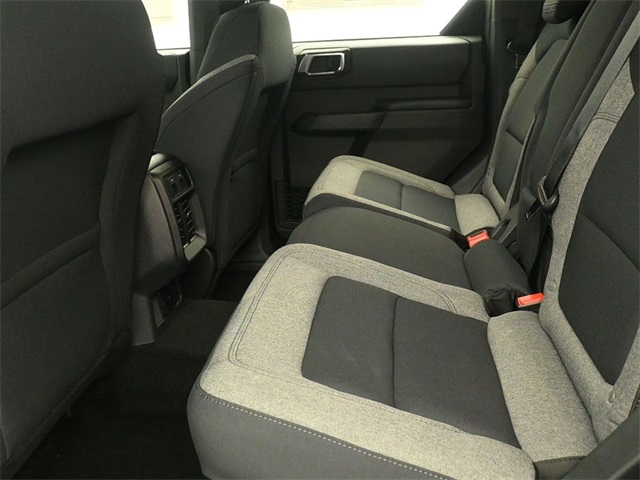 2025 Ford Bronco Base photo 7