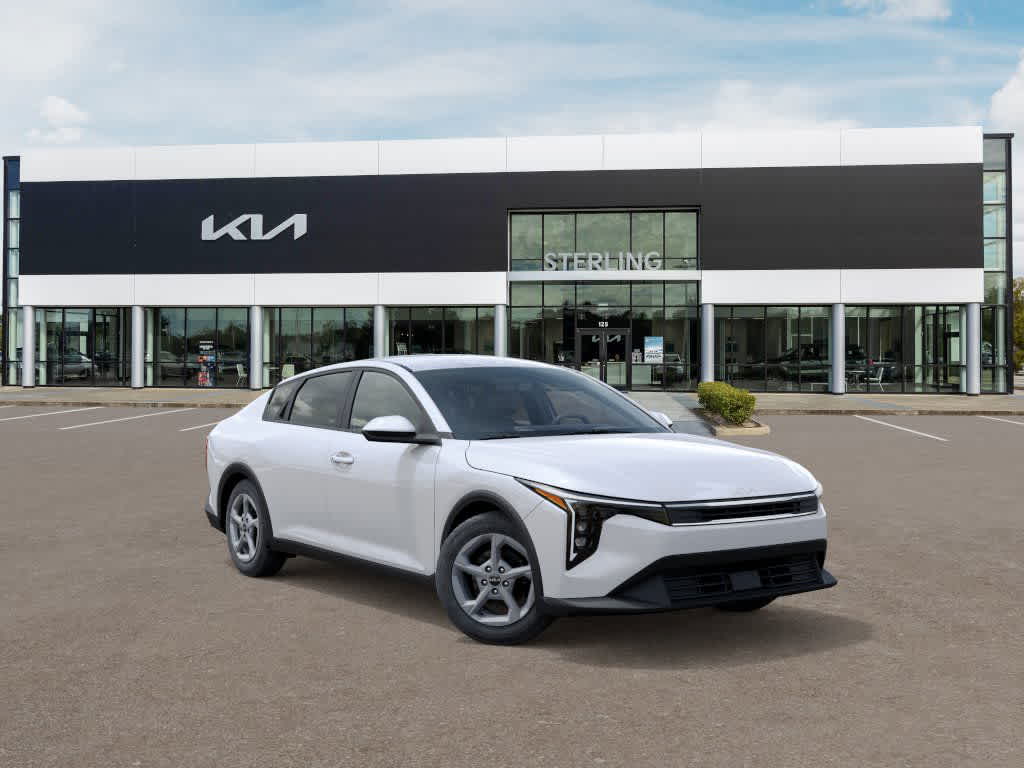 2025 Kia K4 LXS's photo