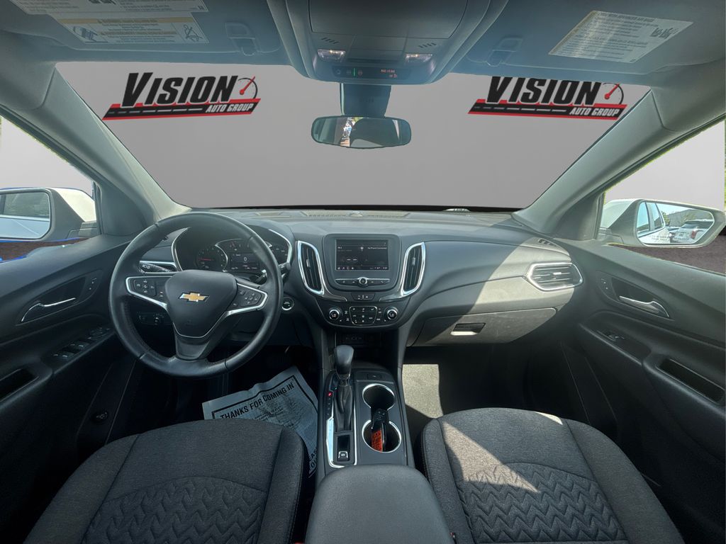 2022 Chevrolet Equinox LT photo 23