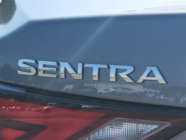 2025 Nissan Sentra S photo 5