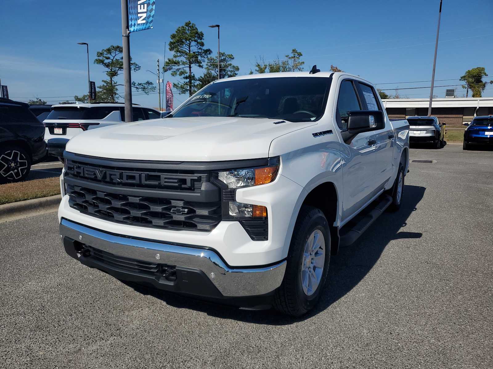 2026 Chevrolet Silverado Base's photo