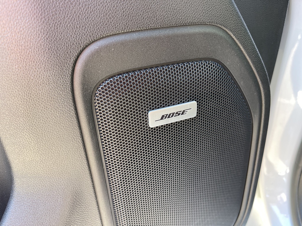 2019 Chevrolet Silverado 1500 High Country photo 11