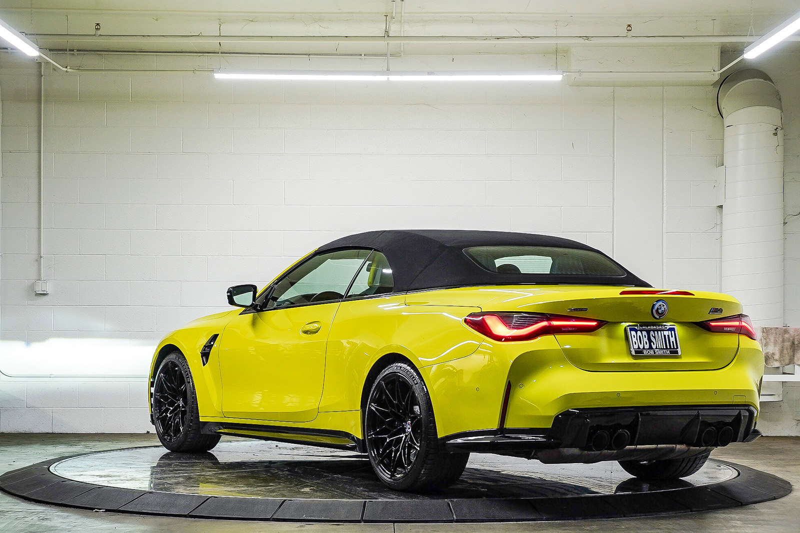 2023 Bmw M4 Competition xDrive Convertible photo 4