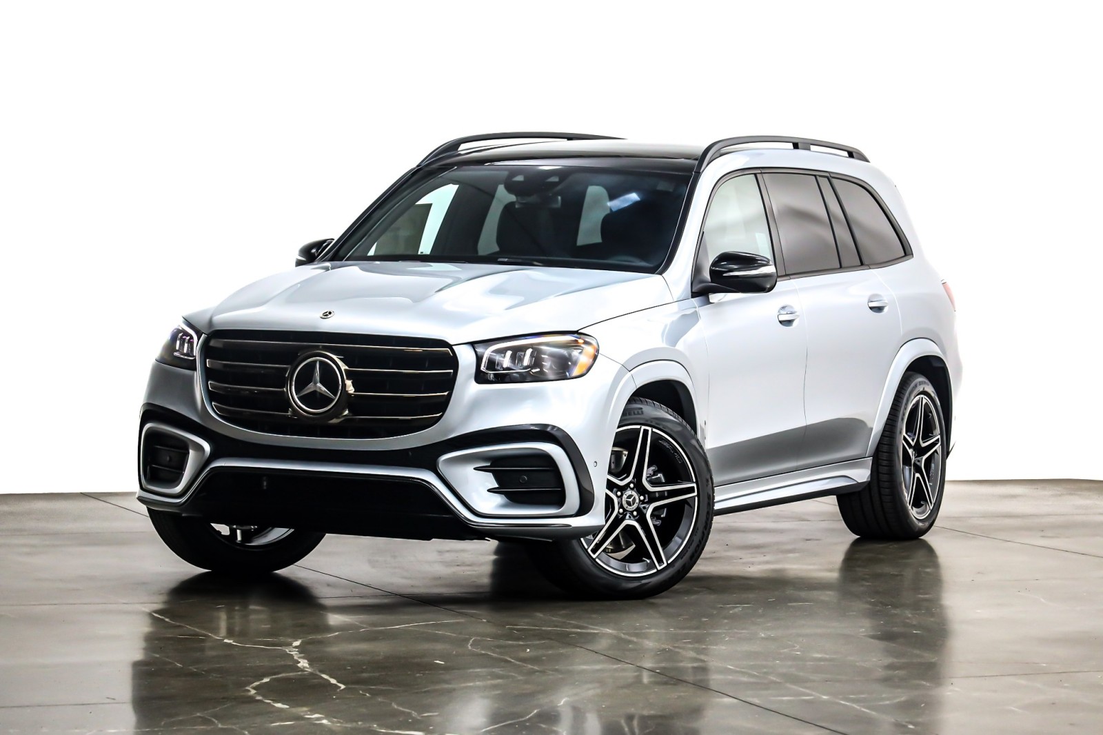 2026 Mercedes-Benz GLS Base's photo