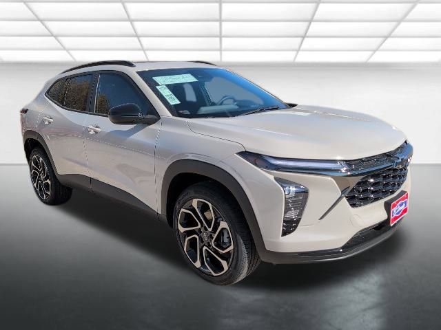 2026 Chevrolet Trax RS's photo