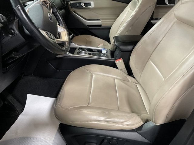 2021 Ford Explorer XLT photo 4