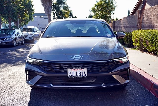 2024 Hyundai Elantra SEL photo 4