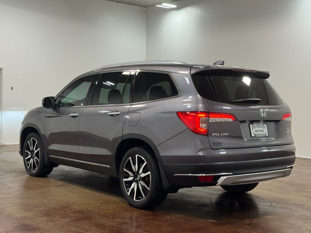 2019 Honda Pilot Touring photo 3