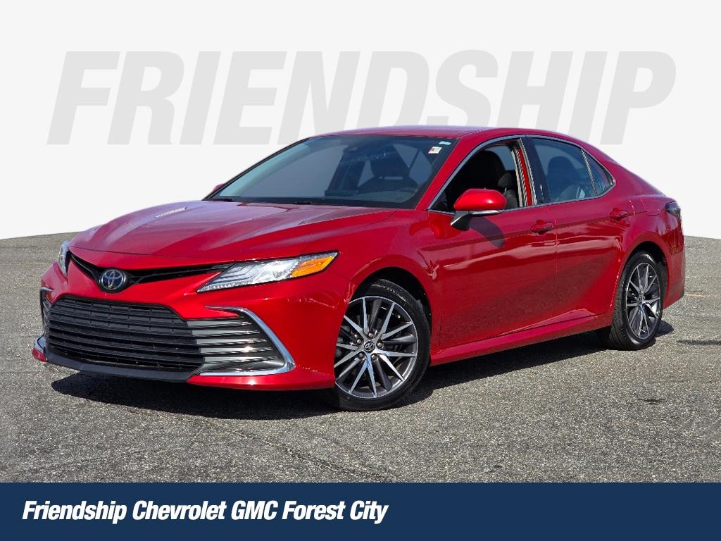 2023 Toyota Camry XLE's photo