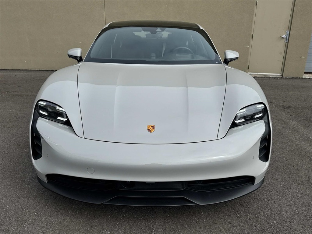 2024 Porsche Taycan 4S photo 6