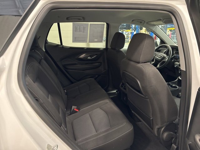 2023 Gmc Terrain SLE photo 25
