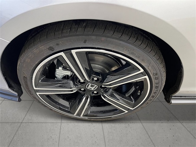 2025 Honda Accord Hybrid Sport photo 10