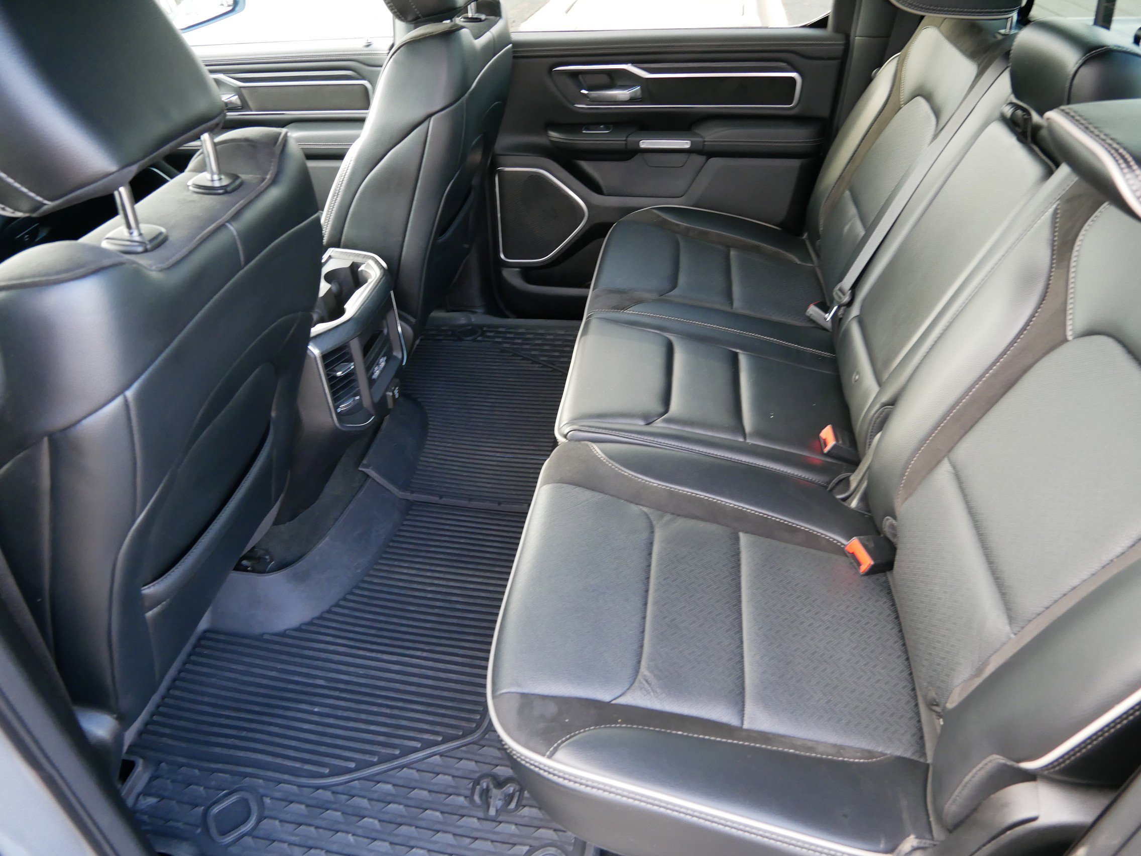 2023 Ram 1500 Laramie photo 12