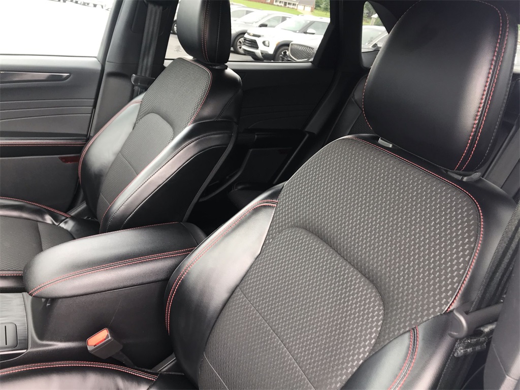 2023 Ford Escape ST-Line photo 11