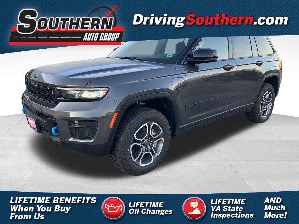 2024 Jeep Grand Cherokee Trailhawk 4xe's photo