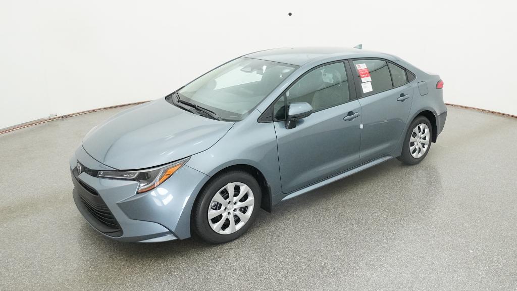 2026 Toyota Corolla LE's photo