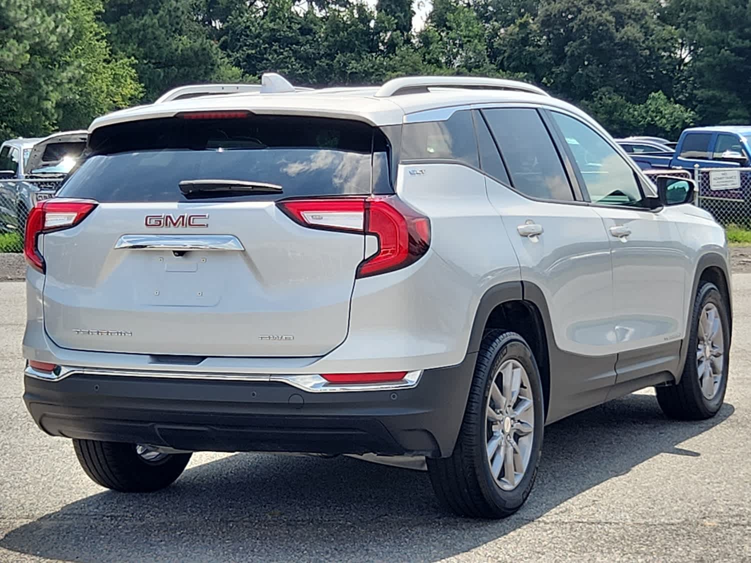 2022 Gmc Terrain SLT photo 3
