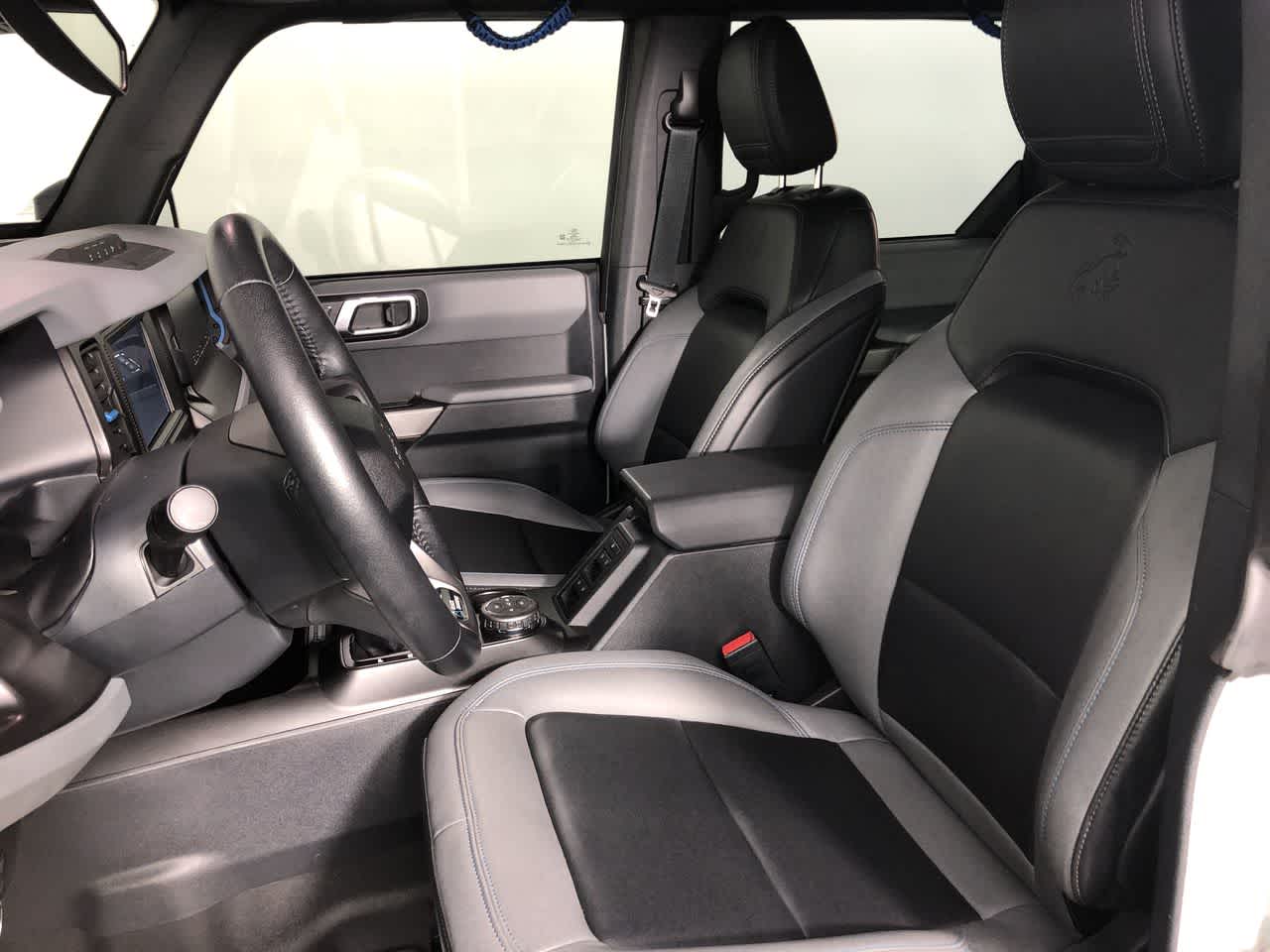 2022 Ford Bronco Black Diamond photo 12