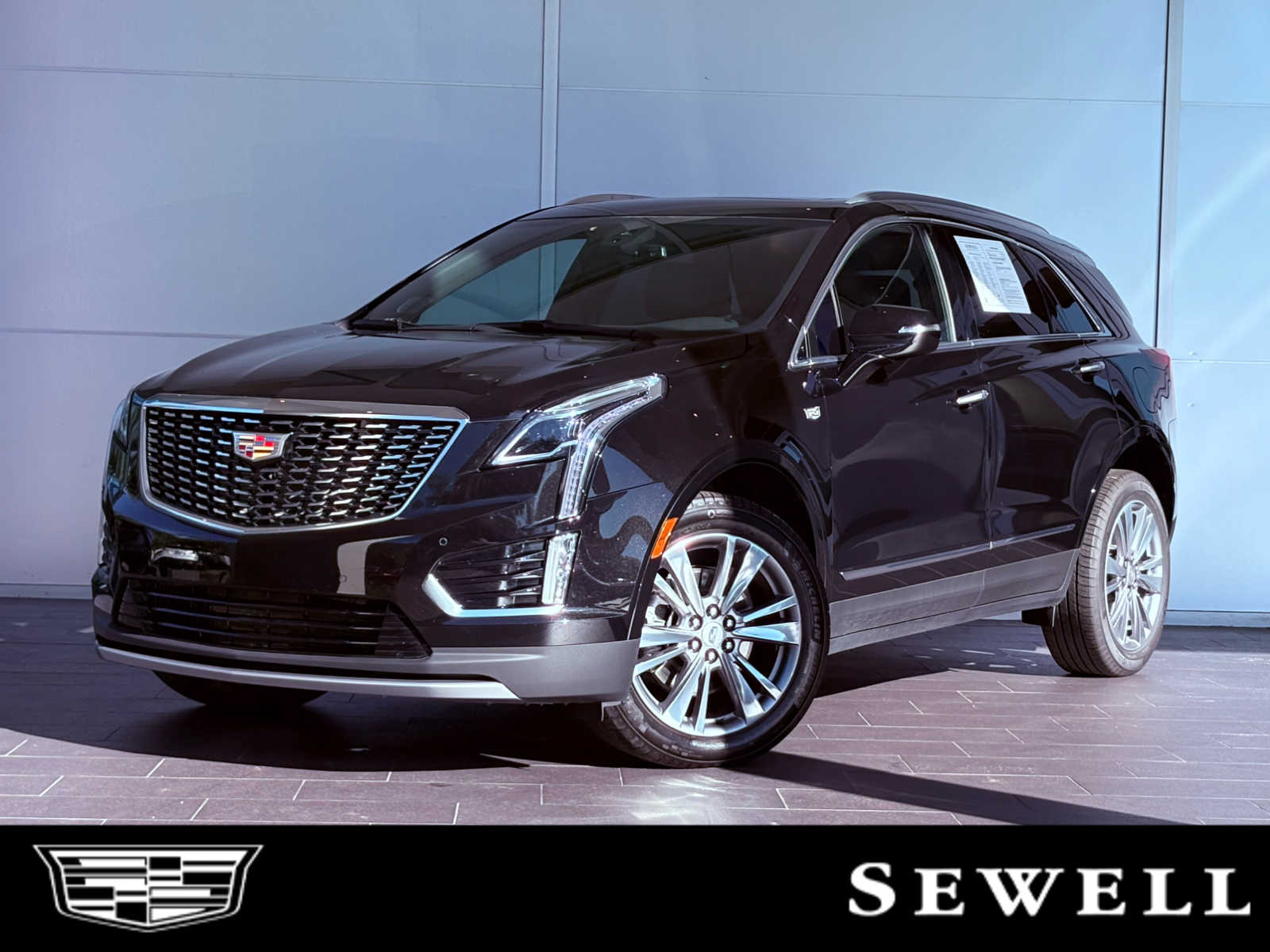 2025 Cadillac XT5 Premium Luxury's photo