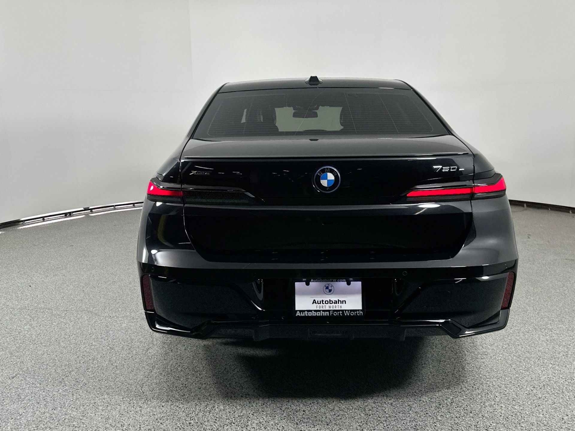 2025 Bmw 750e photo 4