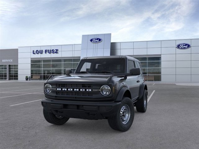 2025 Ford Bronco Base photo 2