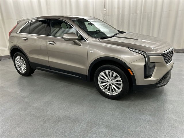 2024 Cadillac XT4 Luxury's photo