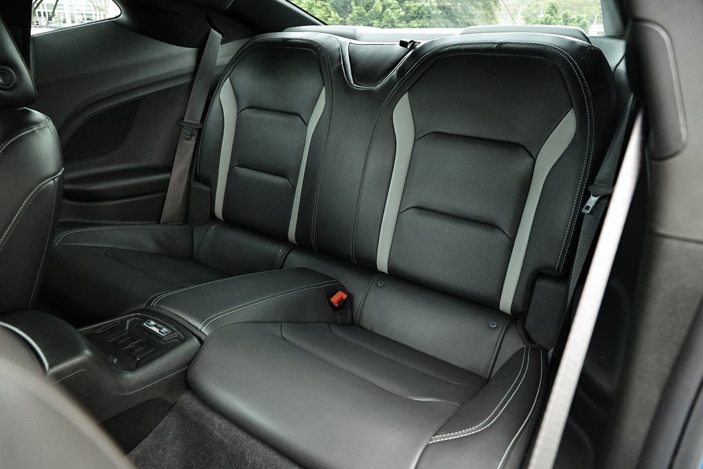 2024 Chevrolet Camaro 3LT photo 27