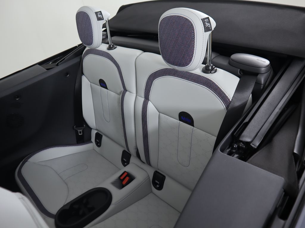 2026 Mini Cooper Convertible Signature photo 30
