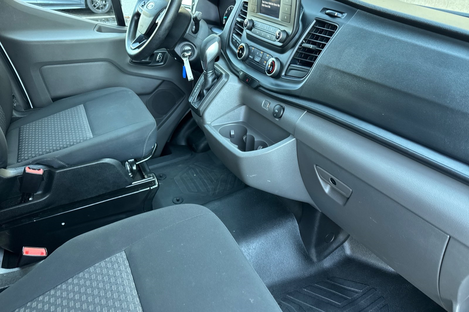 2024 Ford Transit photo 11