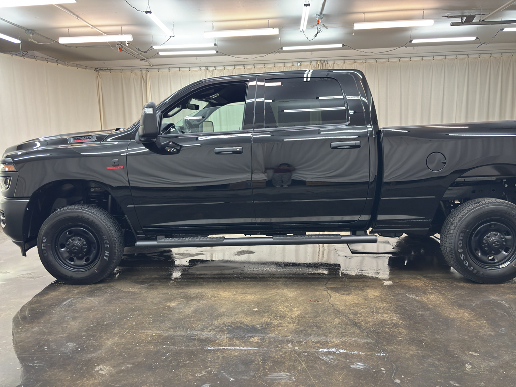 2025 Ram 2500 Tradesman photo 9