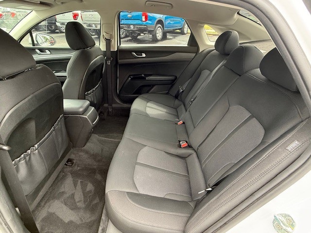 2023 Kia K5 LXS photo 13