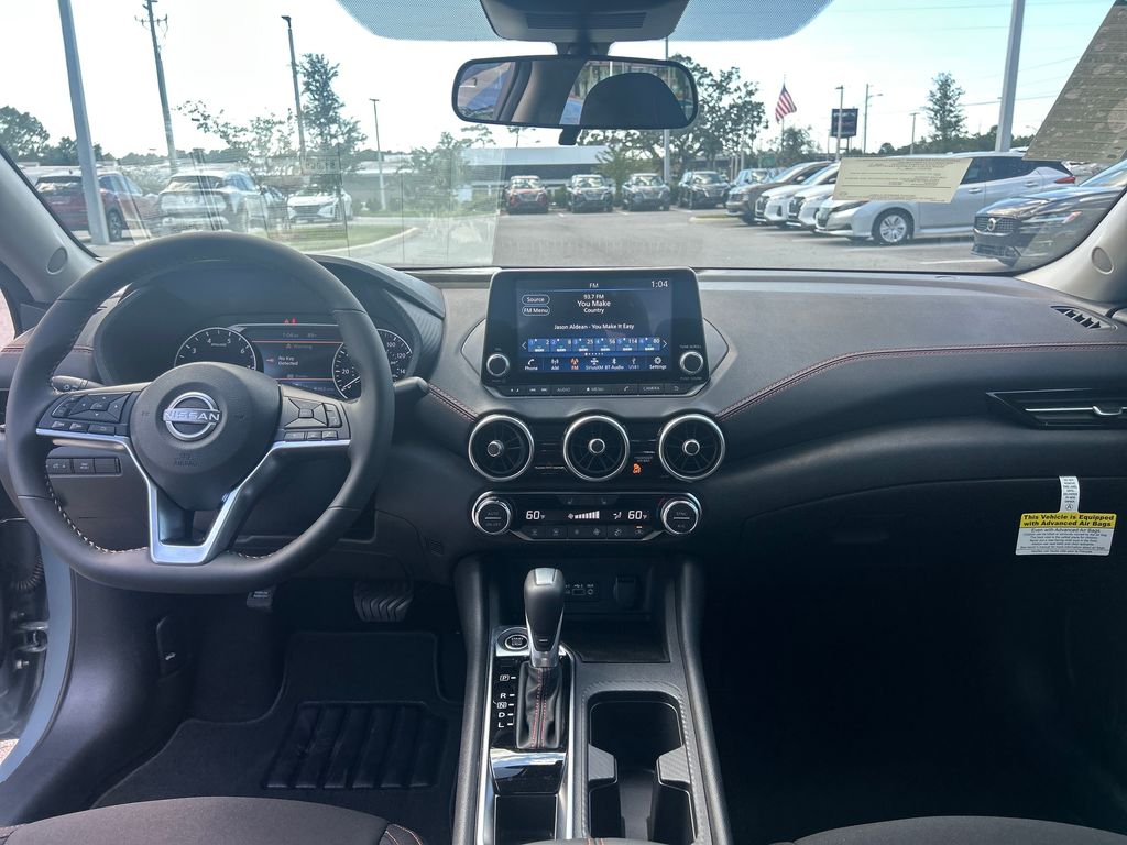 2025 Nissan Sentra SR photo 23