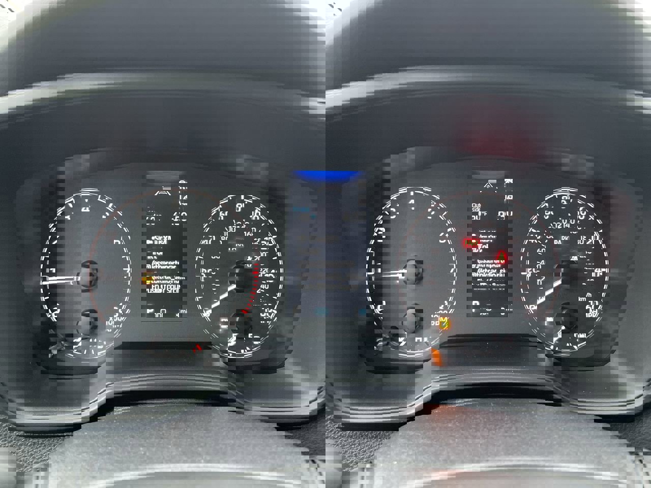 2025 Toyota Corolla SE photo 14