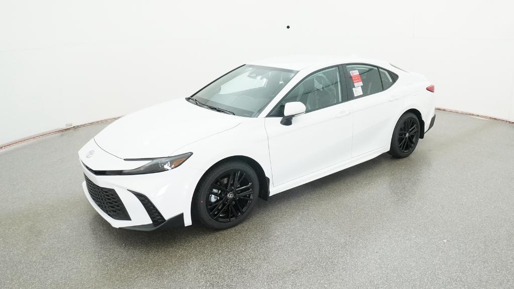 2026 Toyota Camry SE's photo