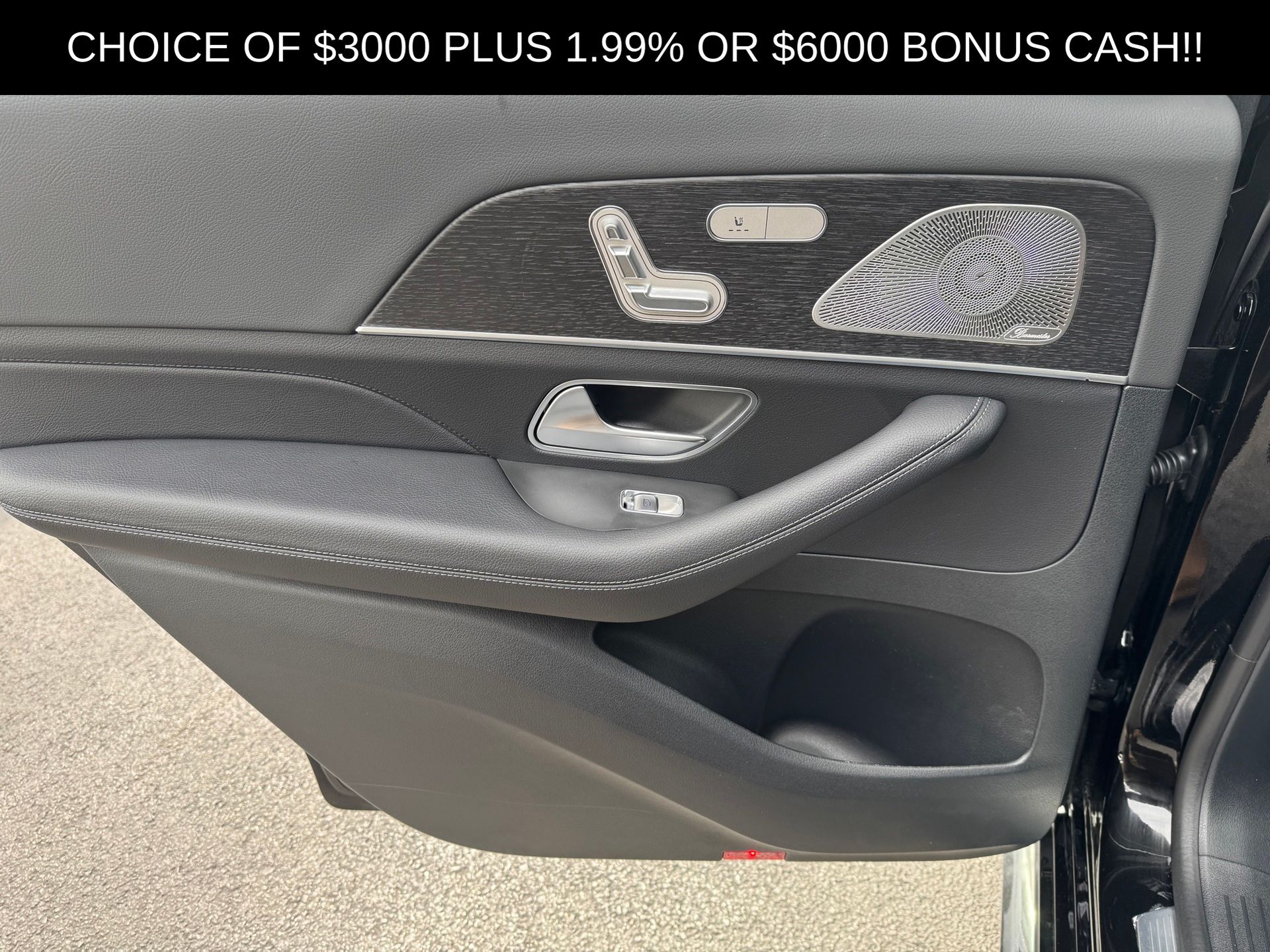 2025 Mercedes Benz GLS 450 4MATIC photo 17