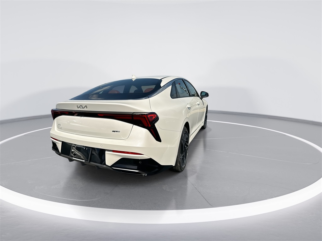 2026 Kia K5 GT-Line photo 8