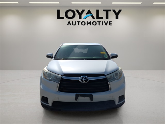 2016 Toyota Highlander LE photo 8