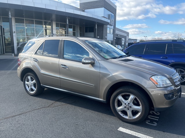 2008 Mercedes-Benz M-Class ML350's photo