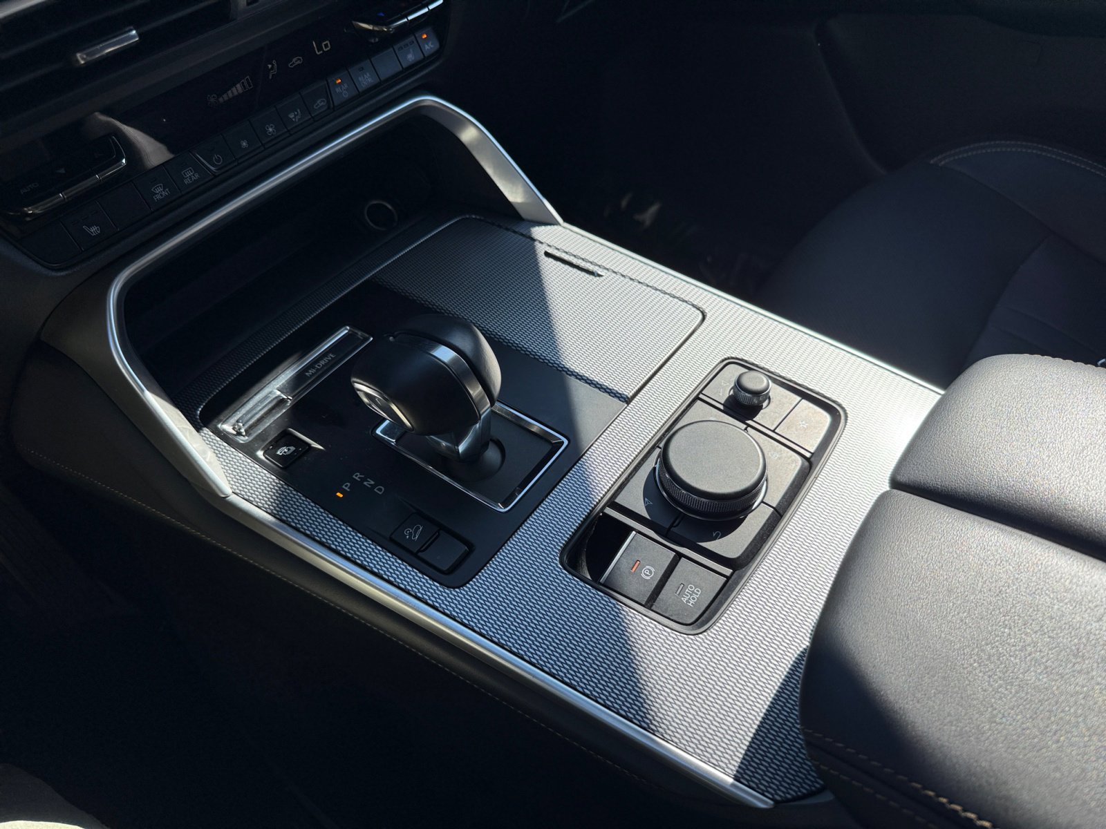 2024 Mazda CX-90 Preferred photo 13