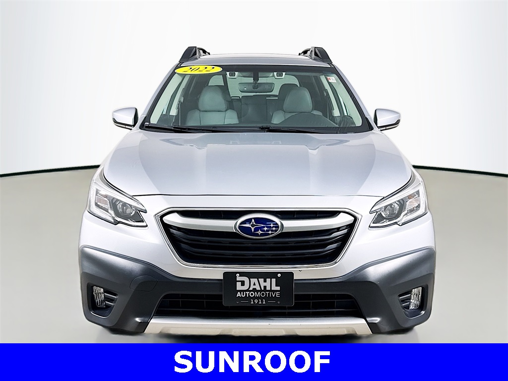 2022 Subaru Outback Limited photo 2