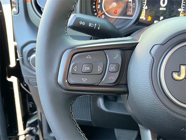2025 Jeep Gladiator Mojave photo 20