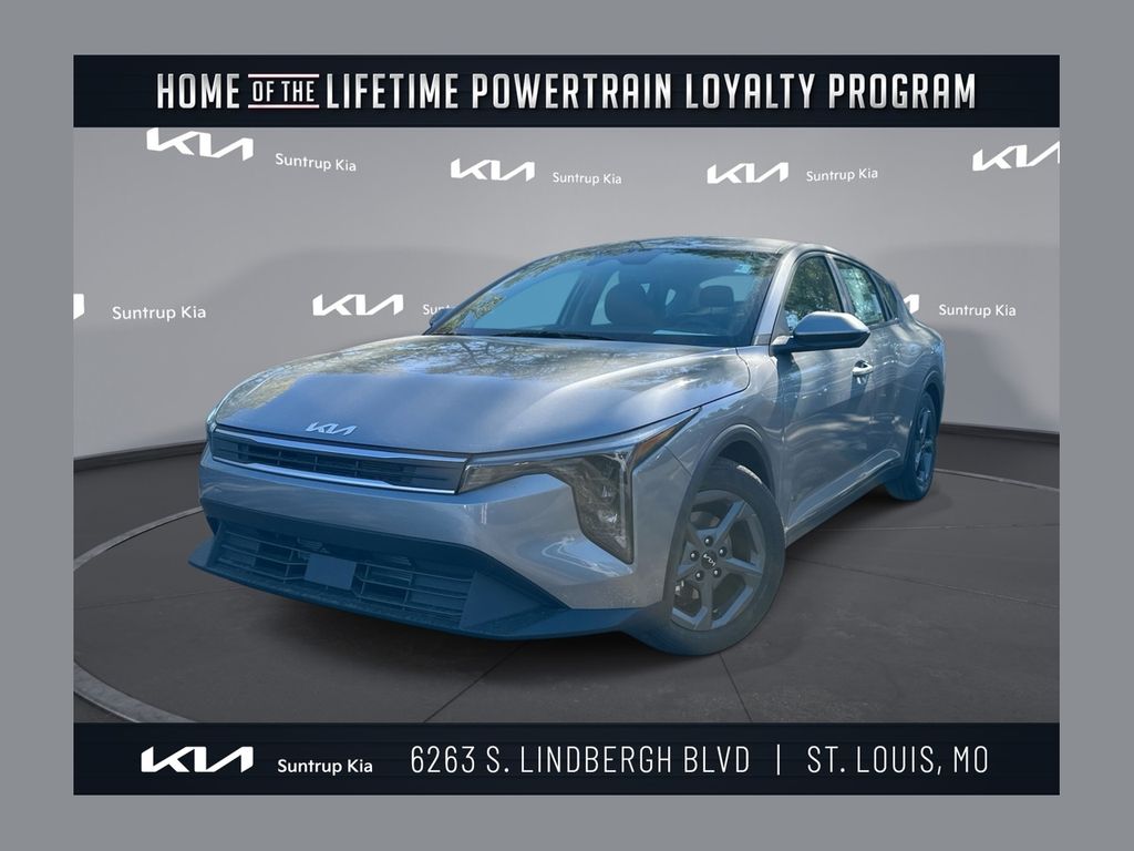 2025 Kia K4 LXS's photo