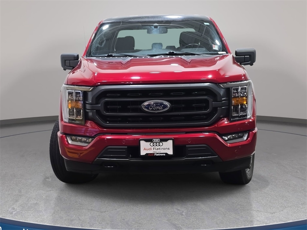 2021 Ford F-150 XLT photo 2