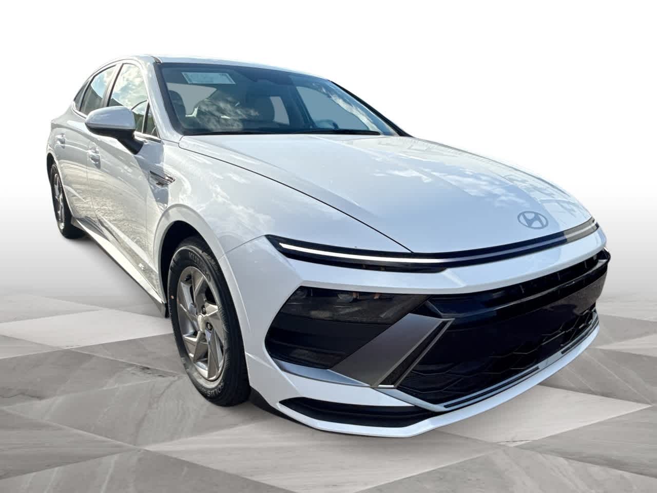 2026 Hyundai Sonata SE photo 2